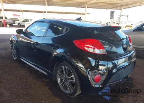2016 Hyundai Veloster Turbo z USA, uszkodzony, nr VIN KMHTC6AE8GU284929